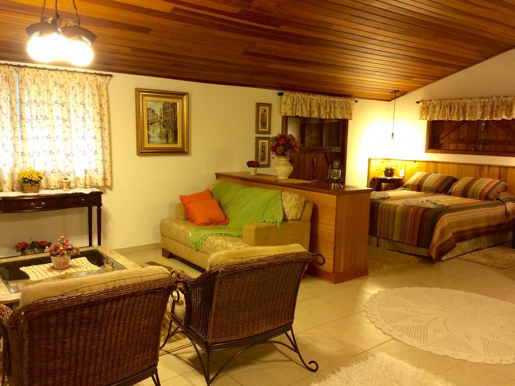 Chale Aconchegante Villa Monte Verde  Ngoại thất bức ảnh